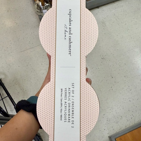 Cupcakes & Cashmere Teddy Bear Glass Set - Picture 2 of 2